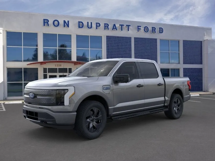 2024 Ford F-150 Lightning XLT photo 1