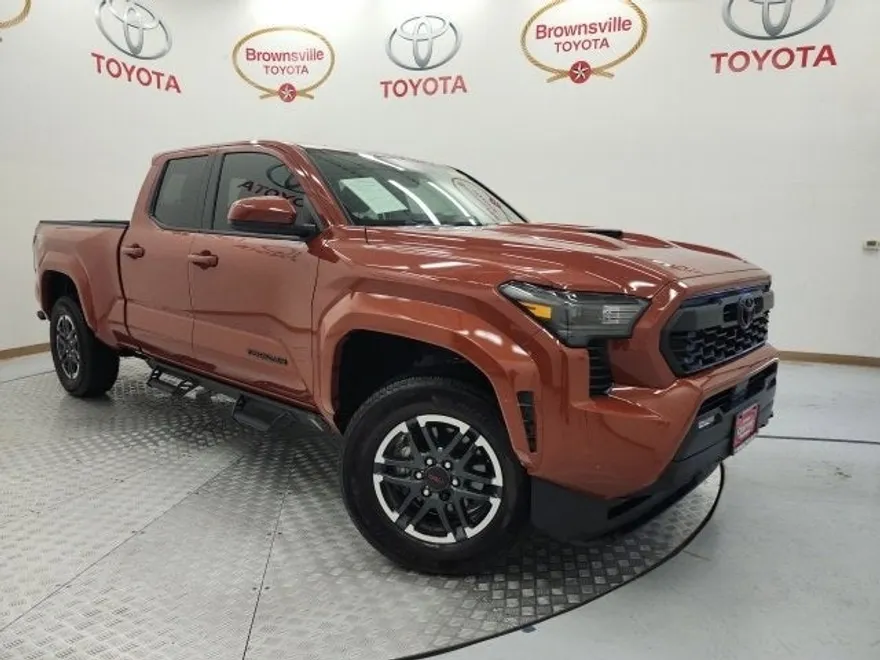 2025 Toyota Tacoma TRD Sport photo 1