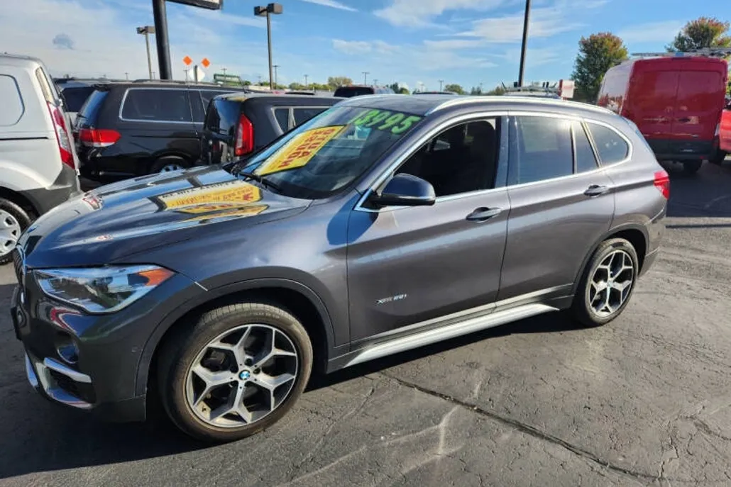 2017 Bmw X1 XDrive28i photo 1