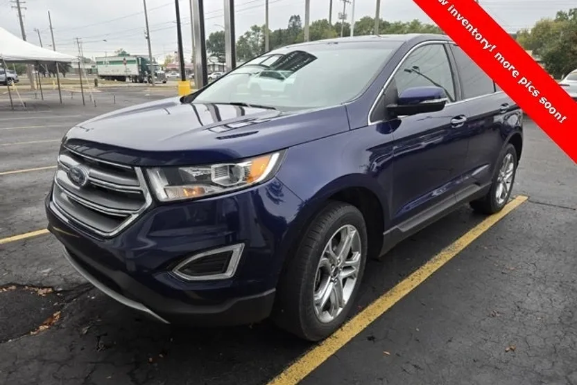 2016 Ford Edge Titanium photo 1