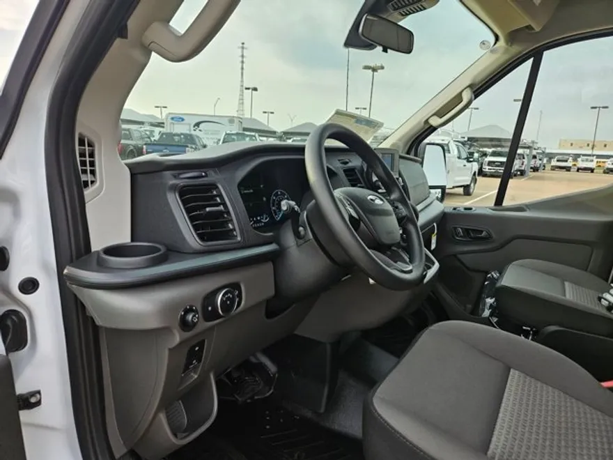 2025 Ford Transit photo 1