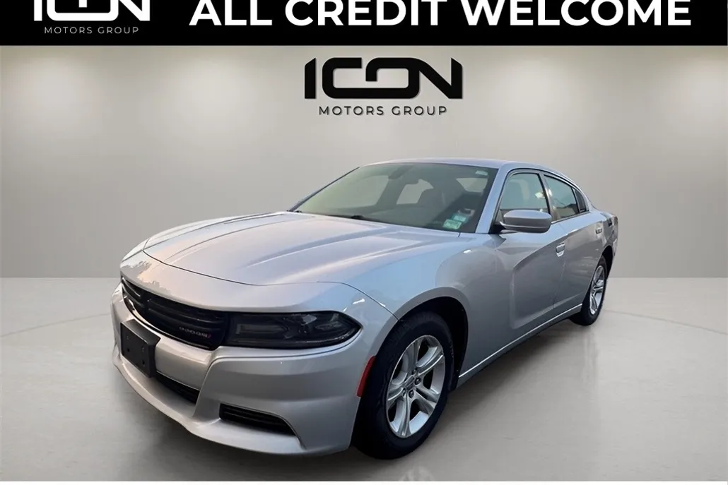 2019 Dodge Charger SXT photo 1