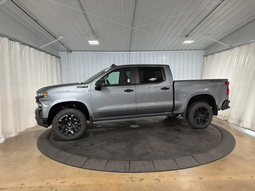 2021 Chevrolet Silverado 1500 LT Trail Boss photo 1