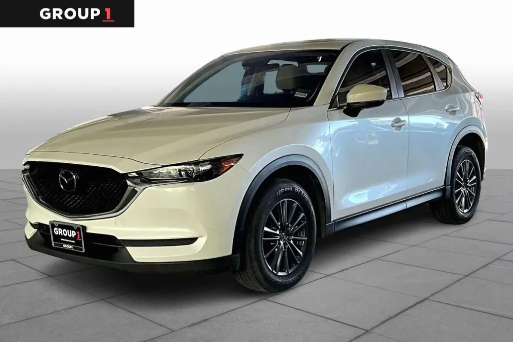 2020 Mazda CX-5 Touring photo 1