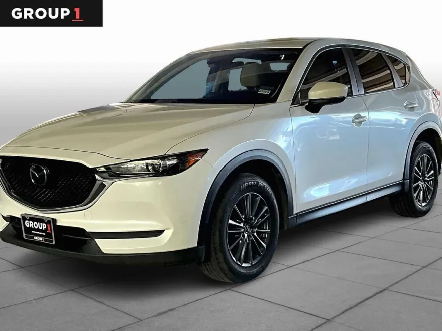 2020 Mazda CX-5 Touring photo 1