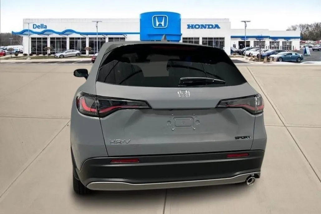 2025 Honda HR-V Sport photo 1