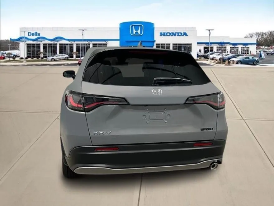 2025 Honda HR-V Sport photo 1