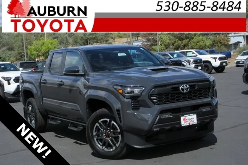 2025 Toyota Tacoma TRD Sport Double Cab photo 1
