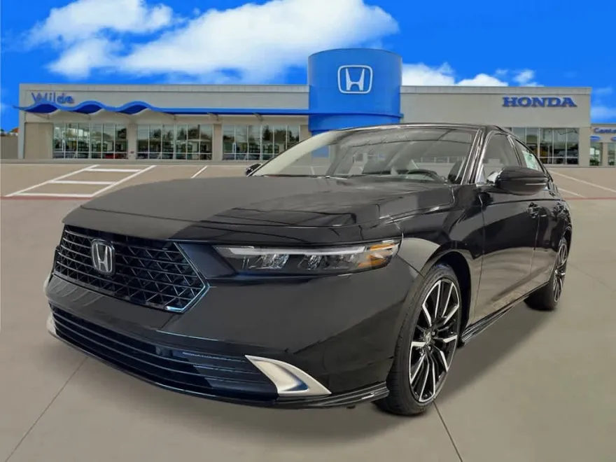 2025 Honda Accord Hybrid Touring photo 1