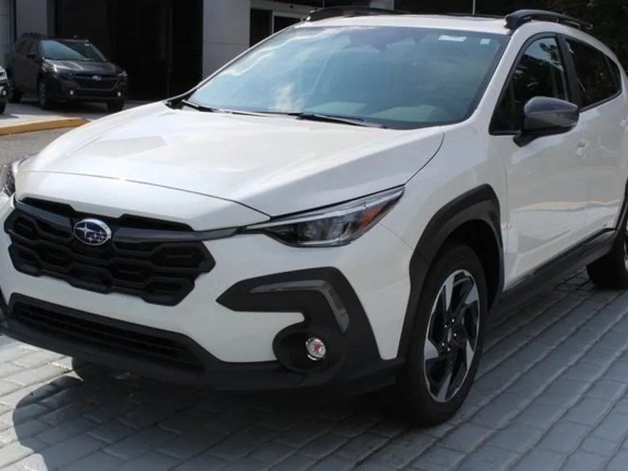 2025 Subaru Crosstrek Limited photo 1
