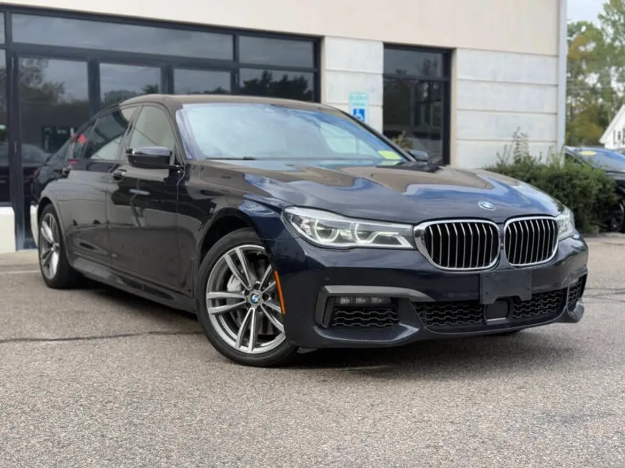 2019 Bmw 750i xDrive Sedan photo 1