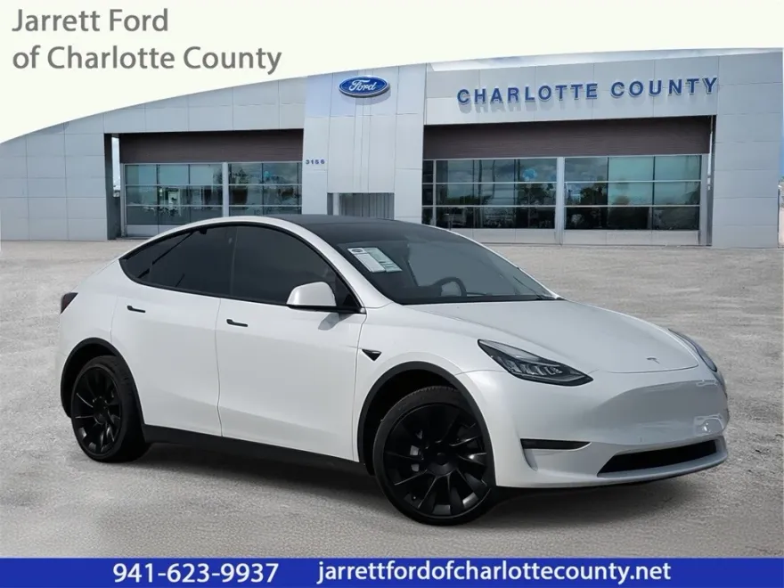 2022 Tesla Model Y Long Range photo 1
