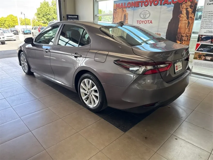 2024 Toyota Camry LE photo 1