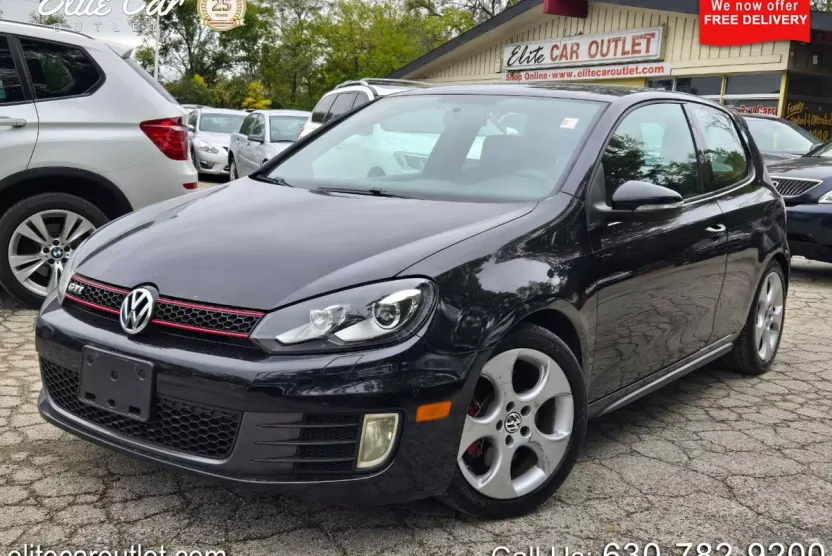2010 Volkswagen Golf GTI photo 1