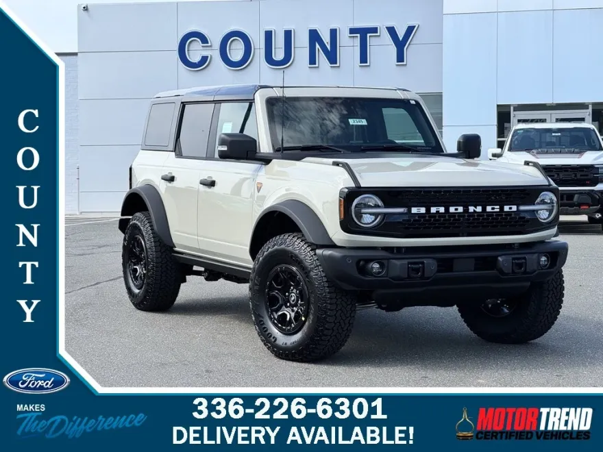 2025 Ford Bronco Badlands photo 1