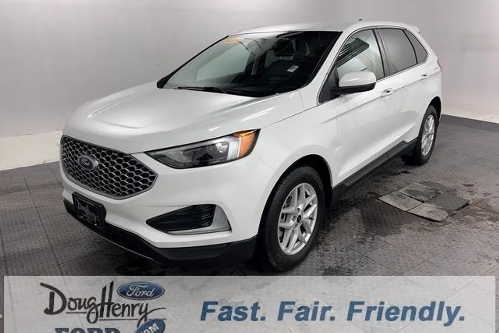 2024 Ford Edge SEL photo 1