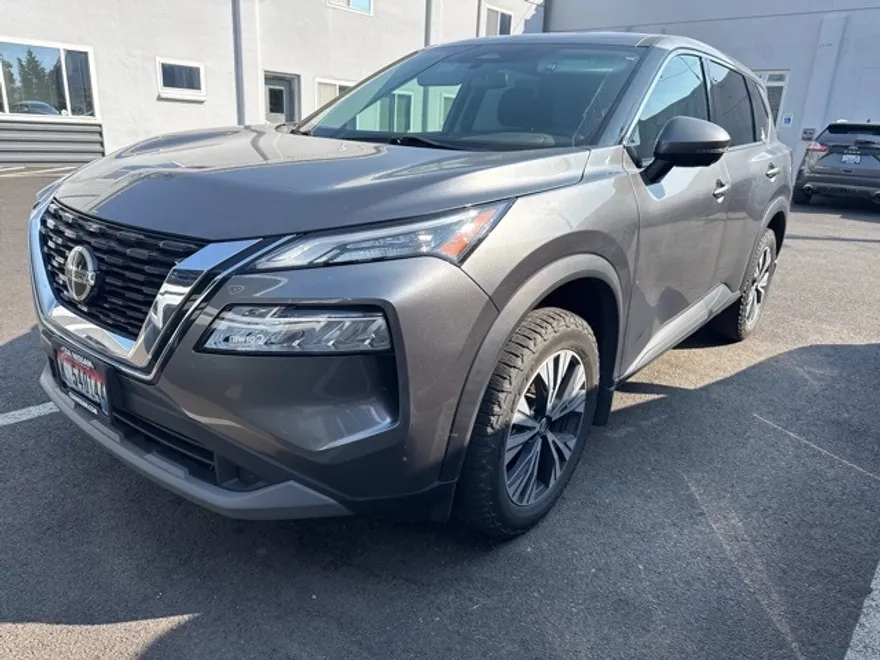 2021 Nissan Rogue SV photo 1