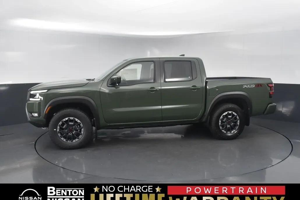 2026 Nissan Frontier PRO-4X photo 1