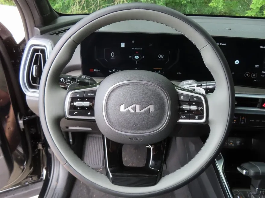2025 Kia Sorento X-Line SX Prestige photo 1