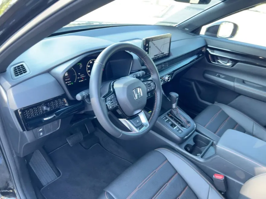 2025 Honda CR-V Hybrid Sport Touring photo 1