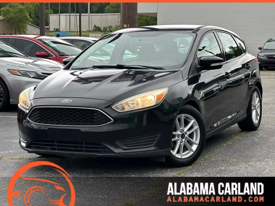 2015 Ford Focus SE photo 1