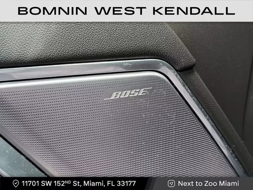2023 Chevrolet Silverado 1500 High Country photo 1