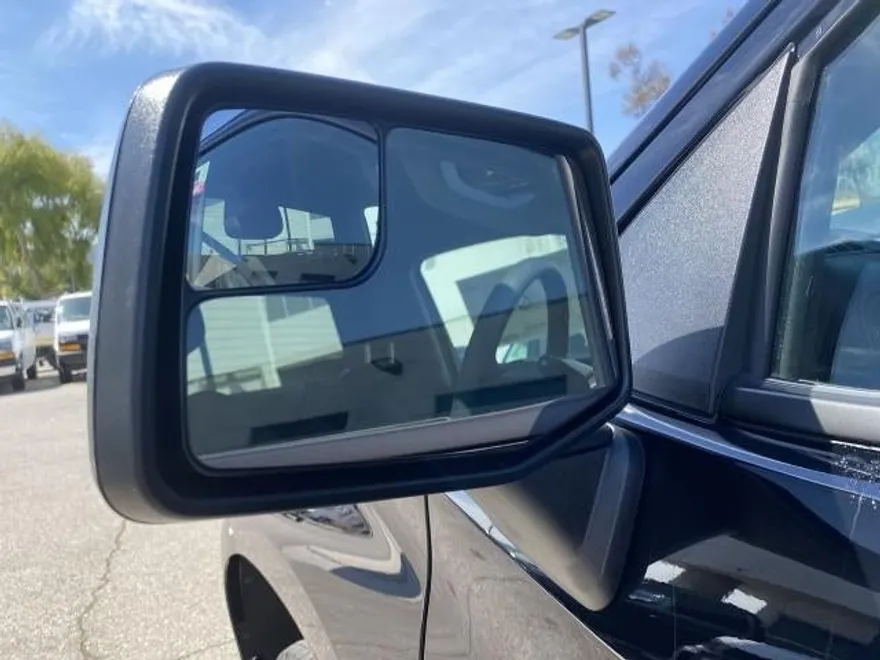 2025 Chevrolet Silverado 1500 Work Truck photo 1