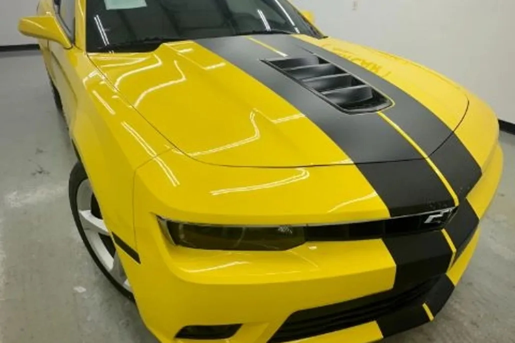 2015 Chevrolet Camaro photo 1