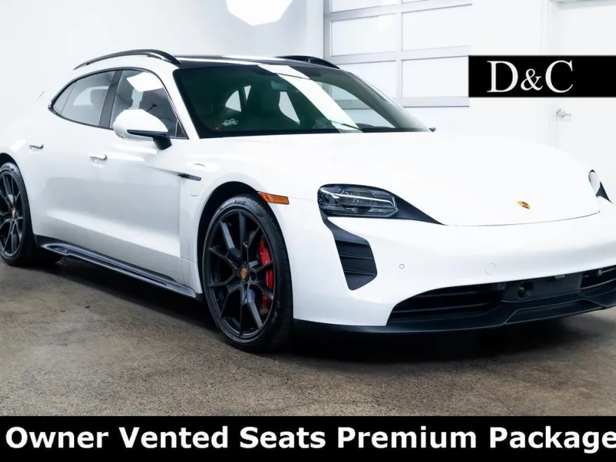 2024 Porsche Taycan Sport Turismo GTS photo 1