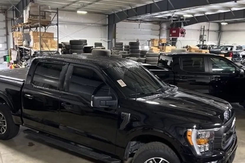 2023 Ford F-150 XLT photo 1