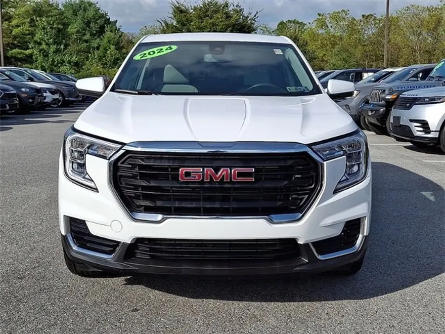 2024 Gmc Terrain SLE photo 1