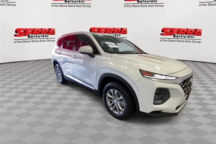 2020 Hyundai Santa Fe SE photo 1