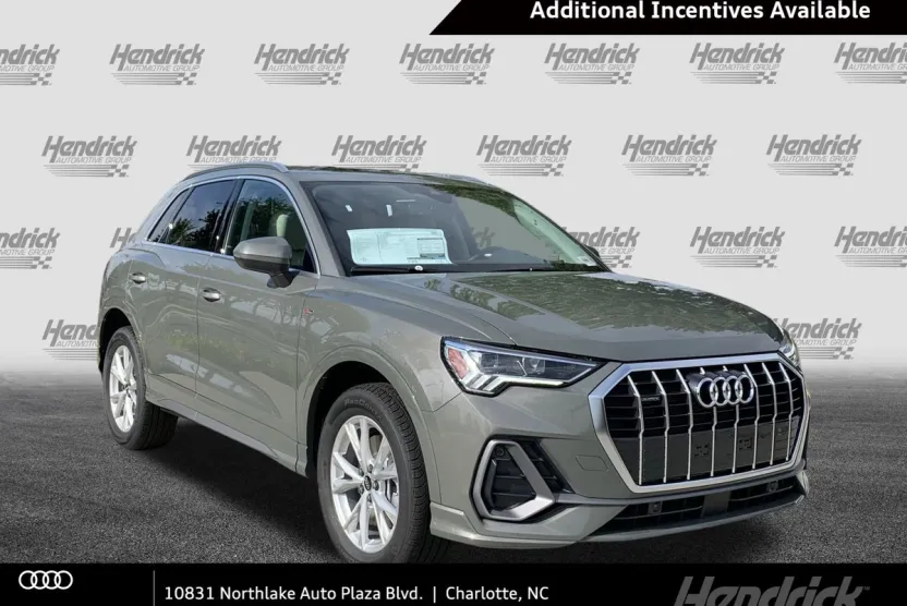 2025 Audi Q3 S line Premium photo 1