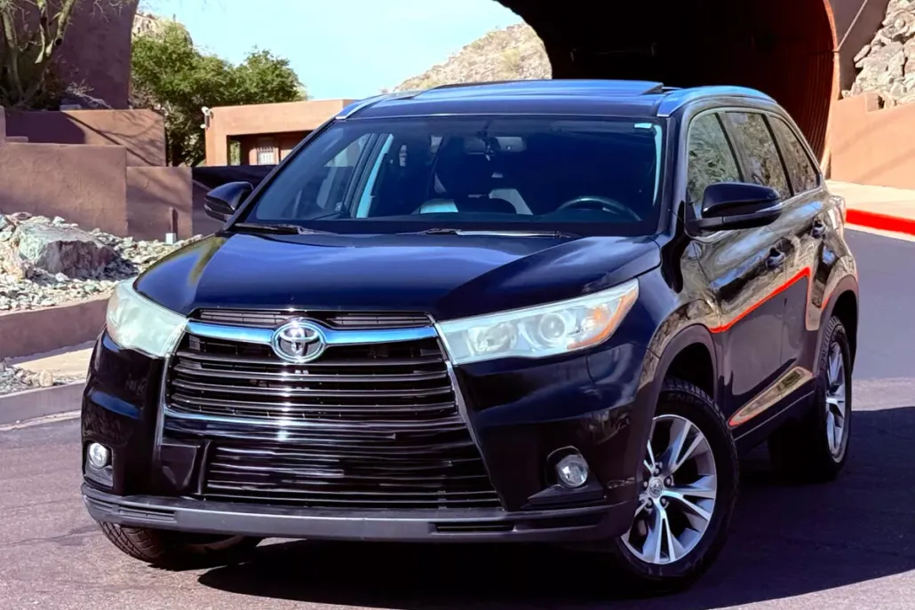 2015 Toyota Highlander XLE photo 1