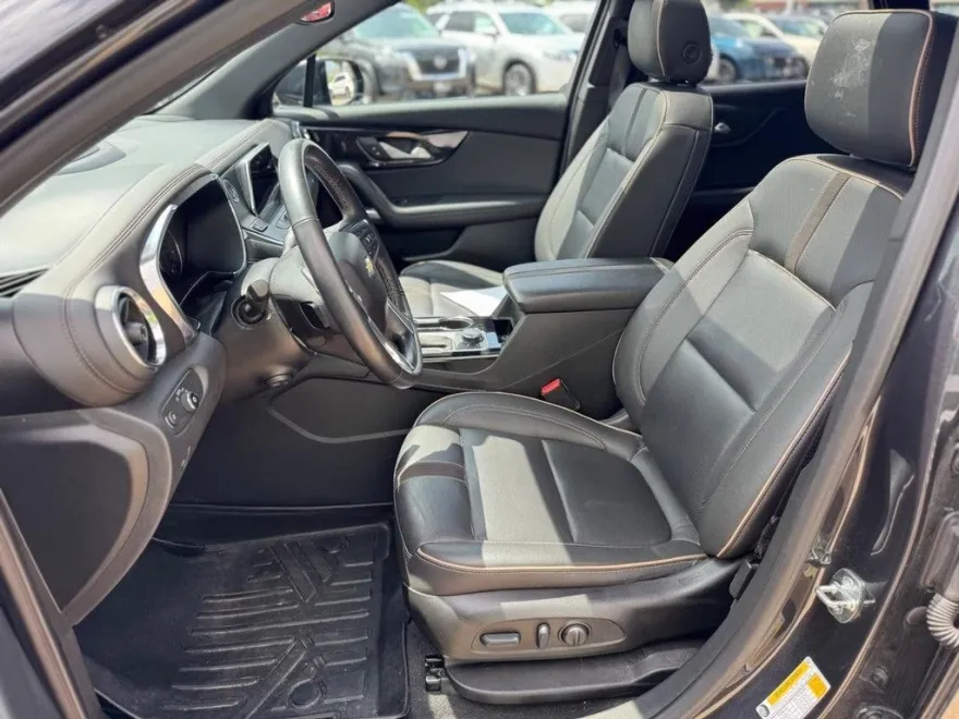 2022 Chevrolet Blazer Premier photo 1