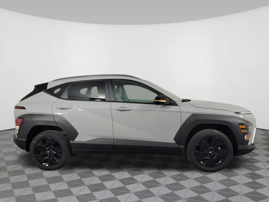 2026 Hyundai Kona SEL photo 1