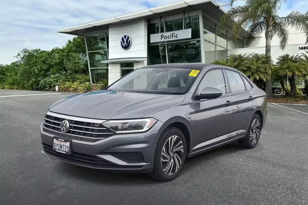 2021 Volkswagen Jetta SEL photo 1