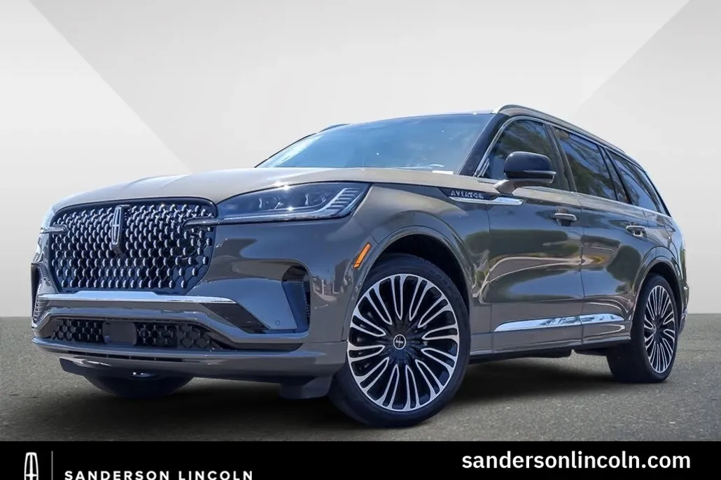2025 Lincoln Aviator Black Label photo 1