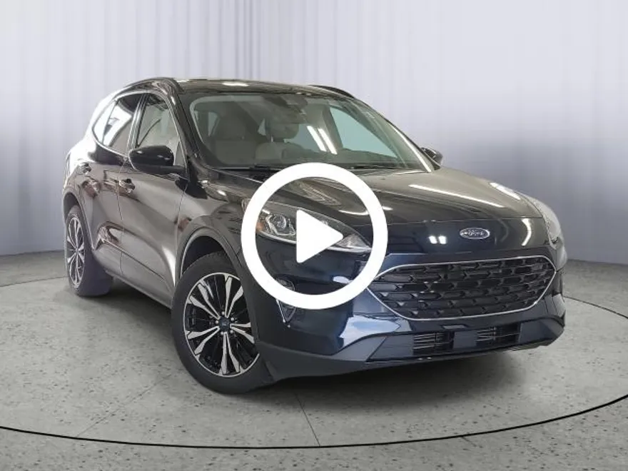 2021 Ford Escape SE photo 1