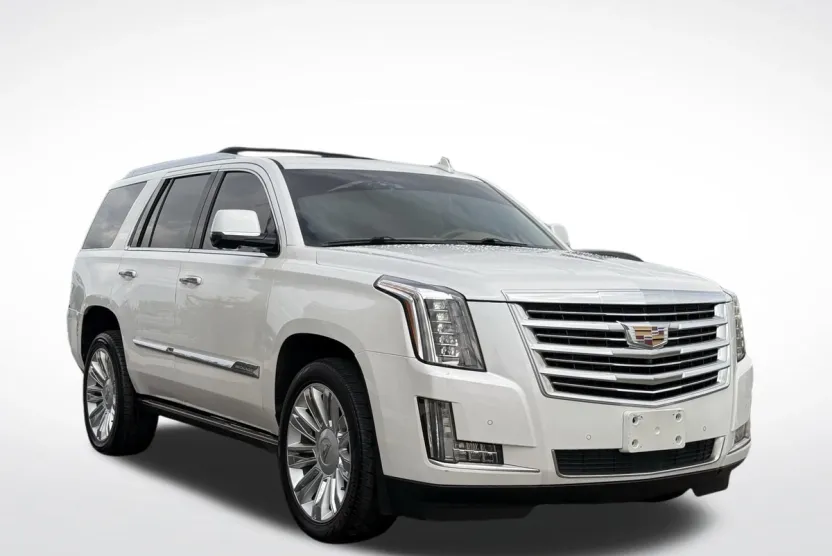 2016 Cadillac Escalade Platinum photo 1