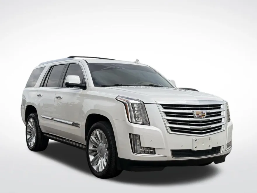 2016 Cadillac Escalade Platinum photo 1