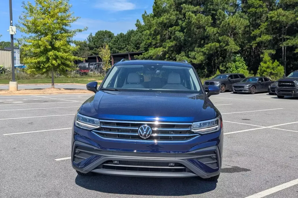 2024 Volkswagen Tiguan SE Wolfsburg Edition photo 1