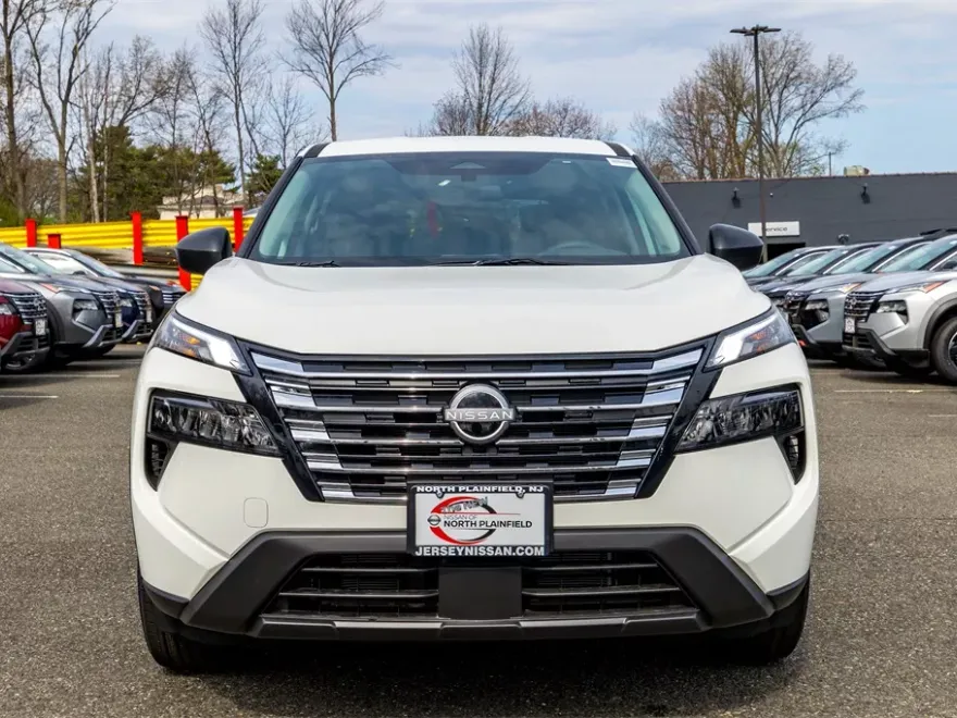 2025 Nissan Rogue S photo 1