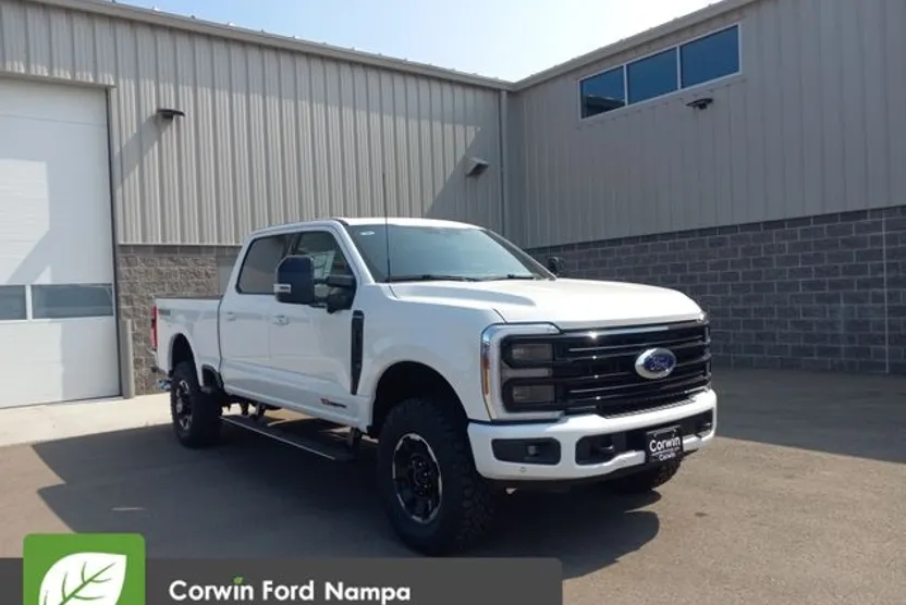 2025 Ford F-350 Platinum photo 1