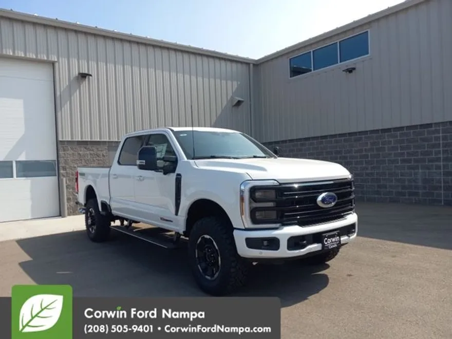 2025 Ford F-350 Platinum photo 1