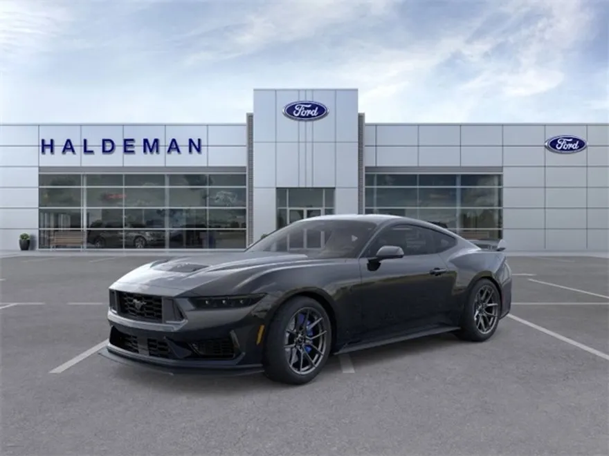 2025 Ford Mustang Dark Horse photo 1