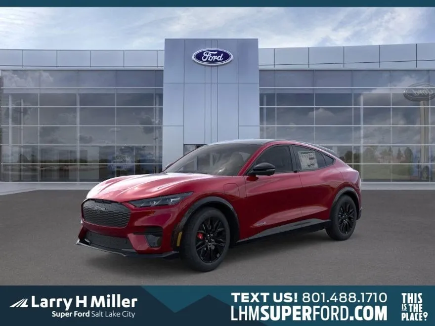 2025 Ford Mustang Mach-E Premium photo 1
