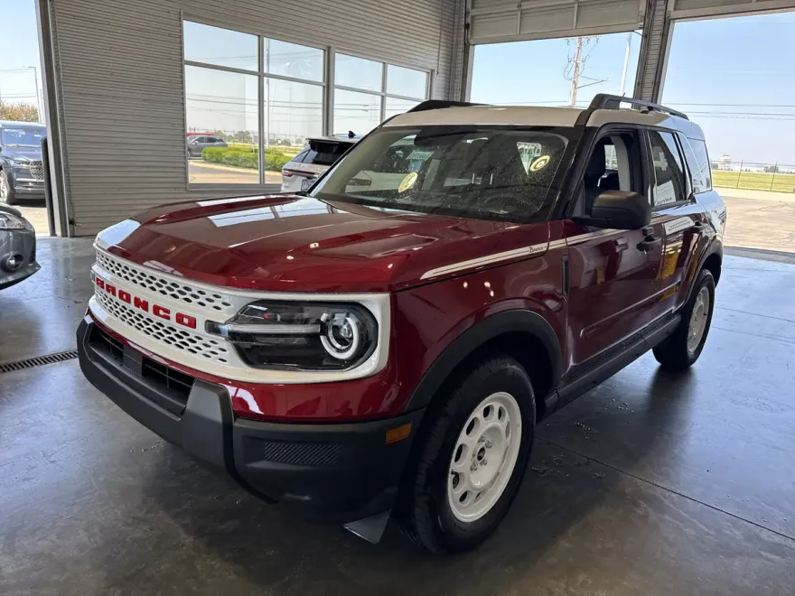 2025 Ford Bronco Sport Heritage photo 1