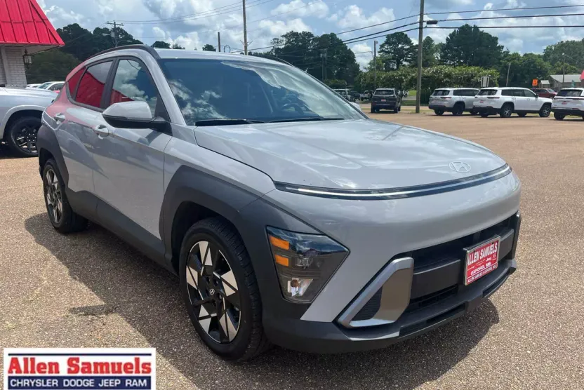 2024 Hyundai Kona SEL photo 1