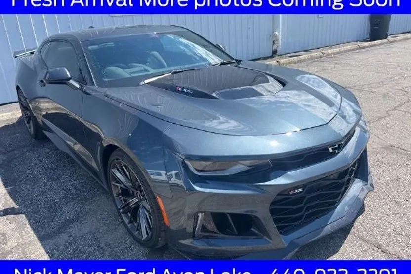 2022 Chevrolet Camaro ZL1 photo 1